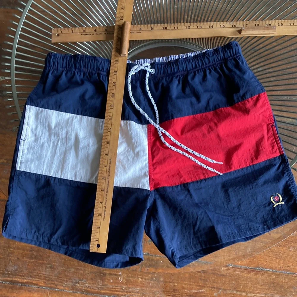 Tommy Hilfiger Vintage 90s Big Flag Swim Shorts size M
